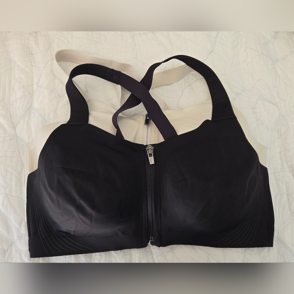 Victoria's Secret VSX Knockout Front Closure Sports Bra Lot of 2